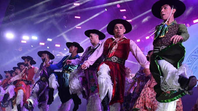 El Festival de Cosquín 2024: celebrando el folklore por todo lo alto