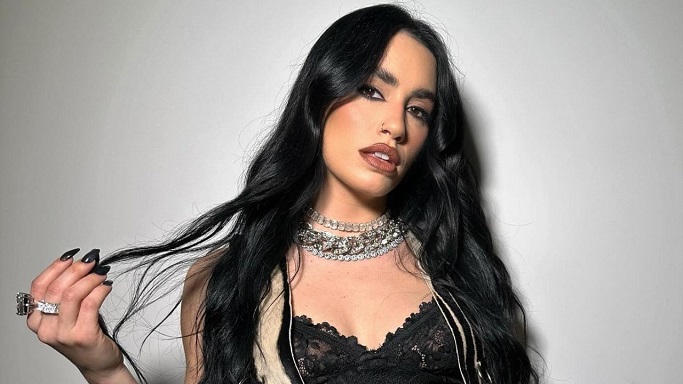 Lali Esp�sito confirma su show en el Monumental